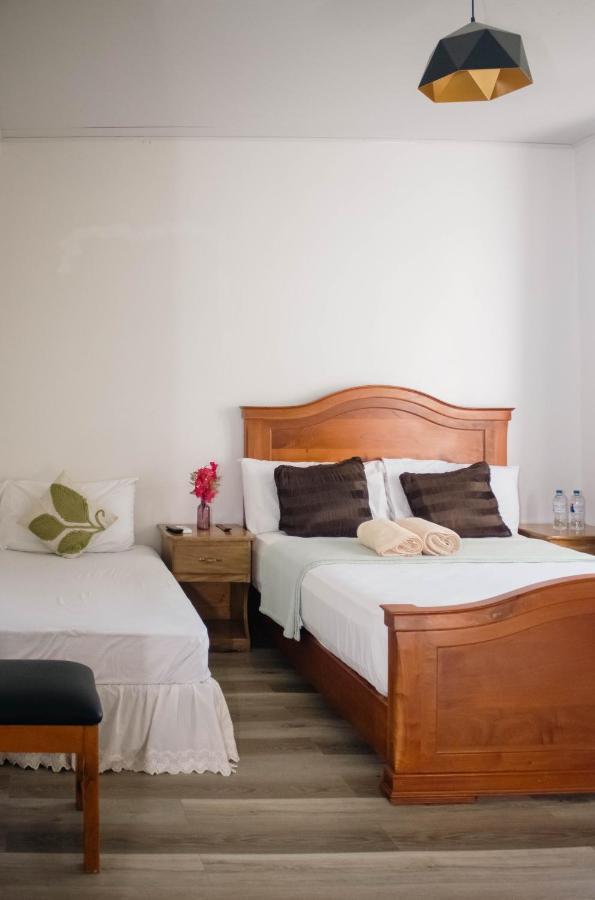 Hotel, Cocoview فالي ديه أنجيليس المظهر الخارجي الصورة