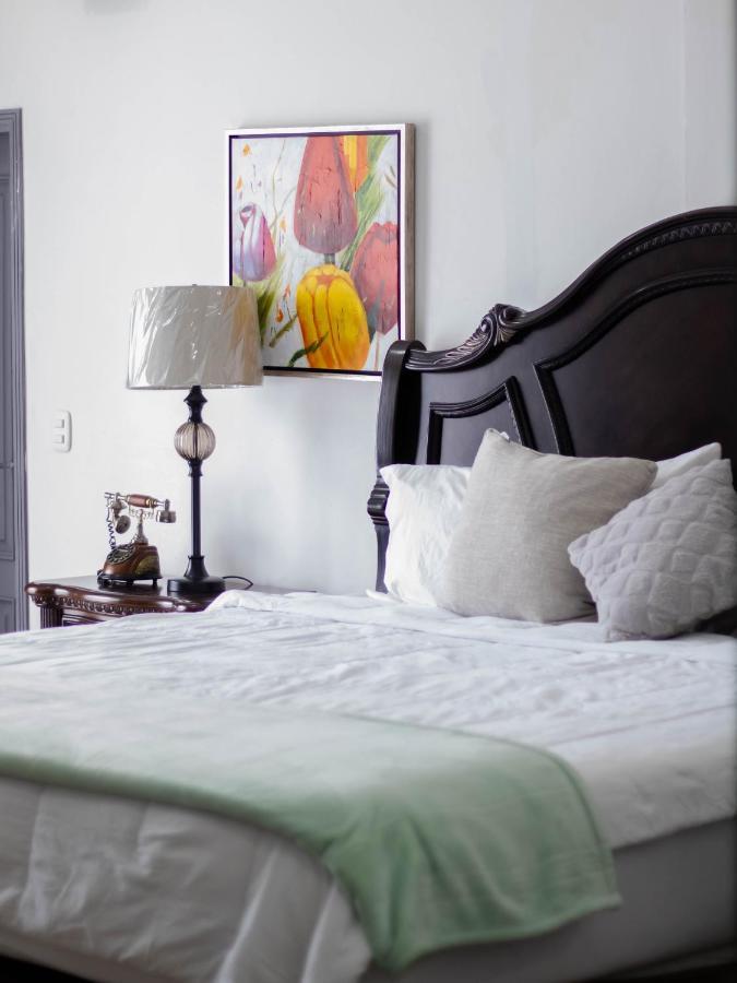 Hotel, Cocoview فالي ديه أنجيليس المظهر الخارجي الصورة