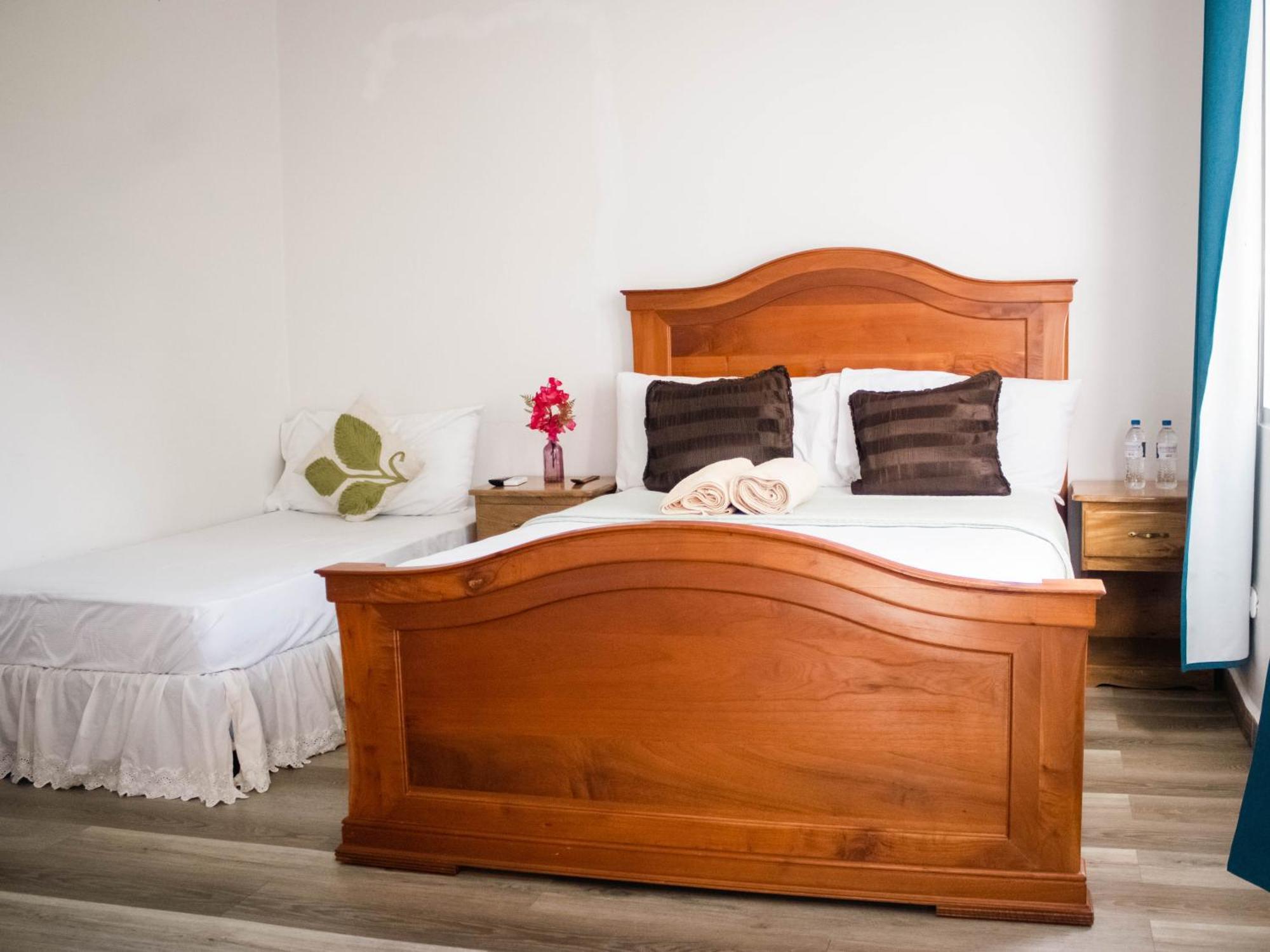 Hotel, Cocoview فالي ديه أنجيليس المظهر الخارجي الصورة